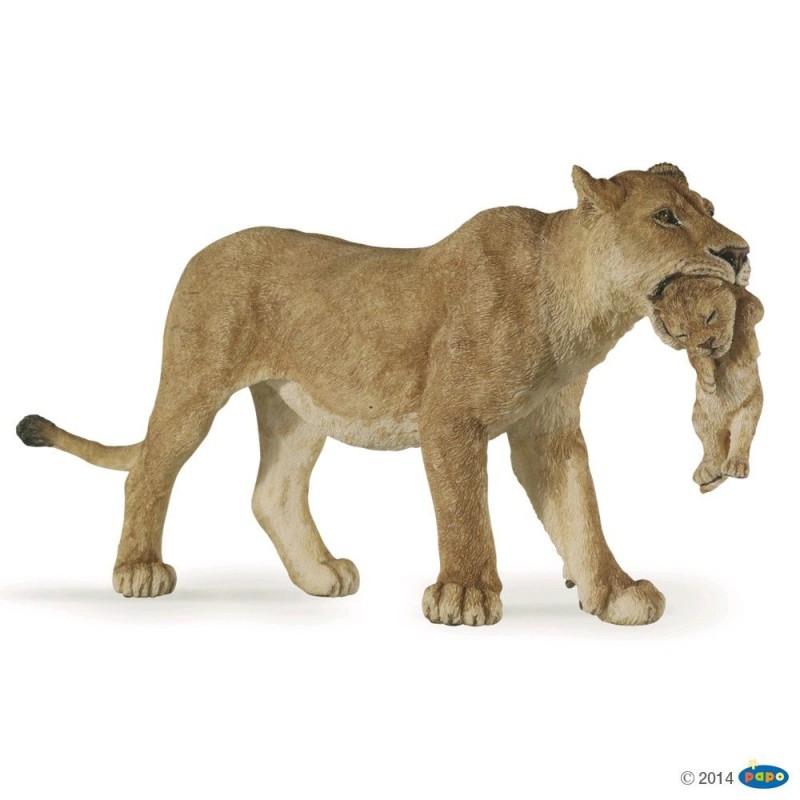 FIGURA LEONA CON CACHORRO  ( PAPO )