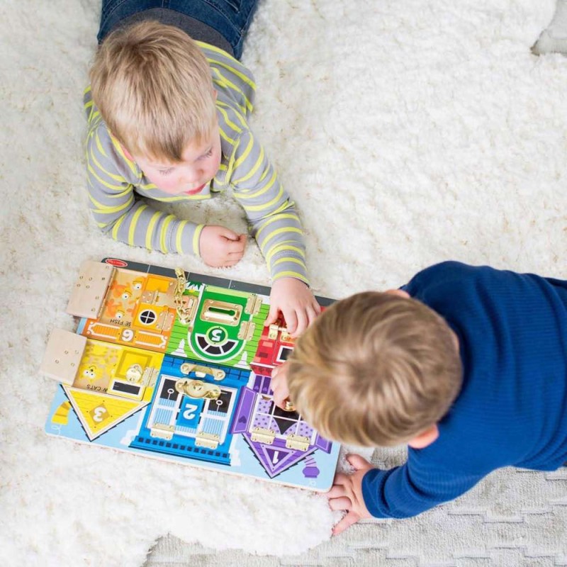 TABLERO DE PESTILLOS - MELISSA & DOUG