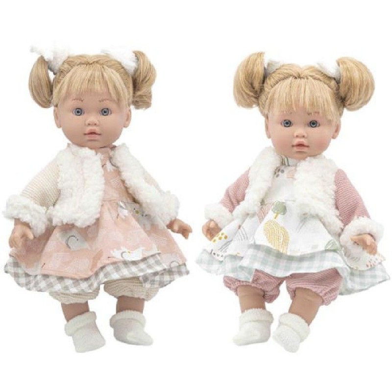 MUÑECA LARA INVIERNO HABLADORA