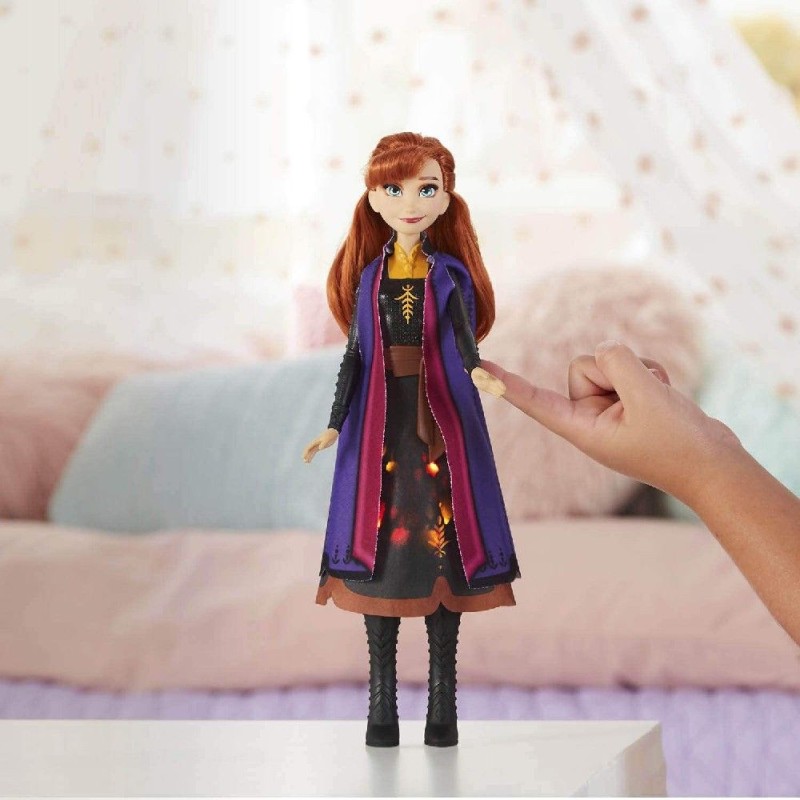 MUÑECA ANNA AVENTURA DE OTOÑO FROZEN 2