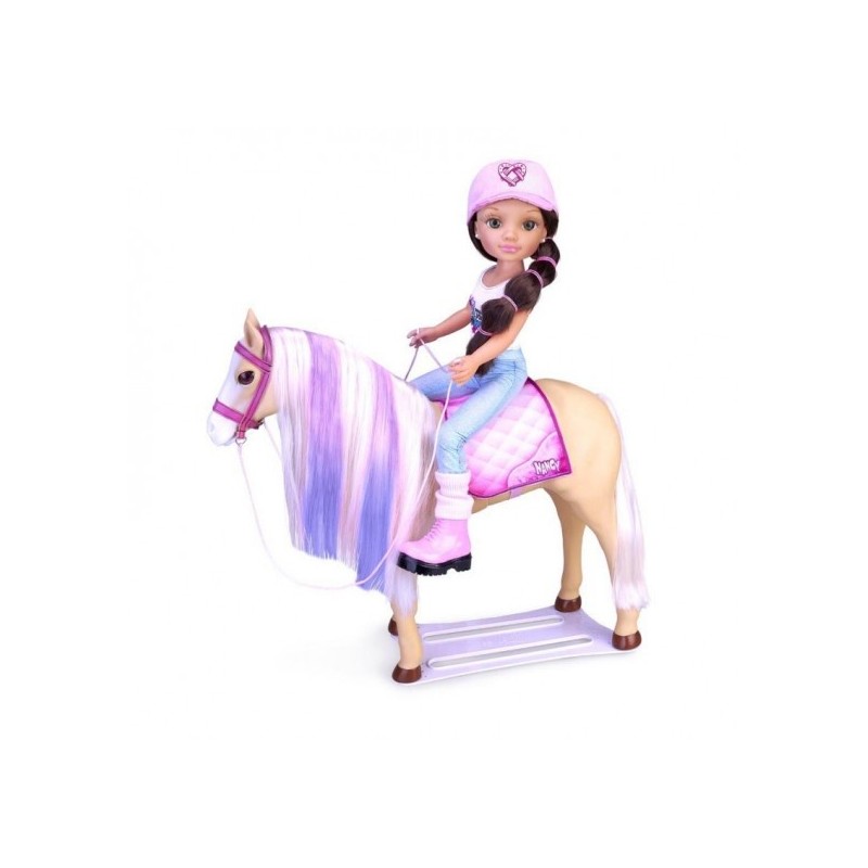 NANCY - UN DIA CON SU CABALLO