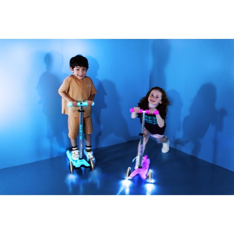 Patinete mini Micro deluxe glow led rosa