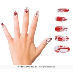Uñas postizas ensangrentadas con glue