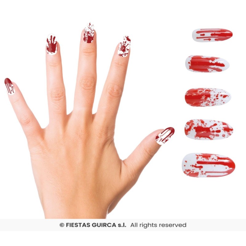 Uñas postizas ensangrentadas con glue