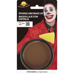 maquillaje con esponja marron oscuro