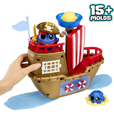 DohKins Pirate Ship Playset & Pirate - M