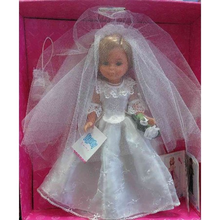 MUÑECA NANCY NOVIA CAJA ROSA DESCATAGOGA