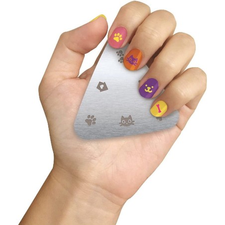 ESTUDIO INFINITY NAILS - ESTUDIO DE UÑAS
