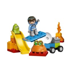 AVENTURAS EN EL ESPACIO DE MILES 10824 L