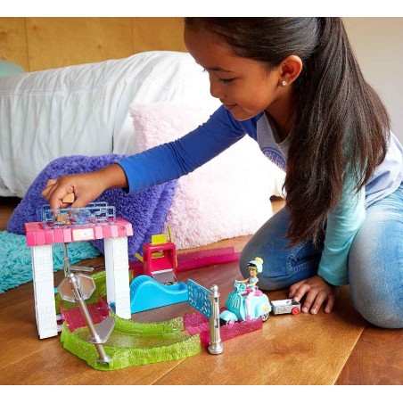 BARBIE ON THE GO - OFICINA DE CORREOS